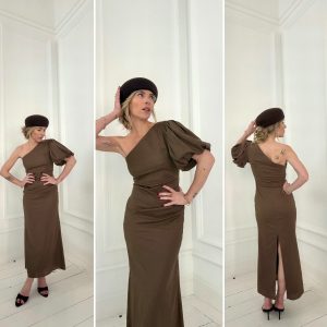 Robe kaki asymétrique